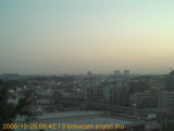 展望カメラtotsucam映像: 戸塚駅周辺から東戸塚方面を望む 2005-10-25(火) dawn
