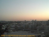 展望カメラtotsucam映像: 戸塚駅周辺から東戸塚方面を望む 2005-11-09(水) dawn