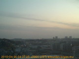 展望カメラtotsucam映像: 戸塚駅周辺から東戸塚方面を望む 2010-04-30(金) dawn