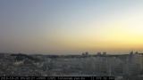 展望カメラtotsucam映像: 戸塚駅周辺から東戸塚方面を望む 2016-10-25(火) dawn