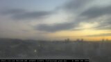 展望カメラtotsucam映像: 戸塚駅周辺から東戸塚方面を望む 2021-12-14(火) dawn