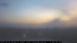 展望カメラtotsucam映像: 戸塚駅周辺から東戸塚方面を望む 2025-08-18(月) dawn